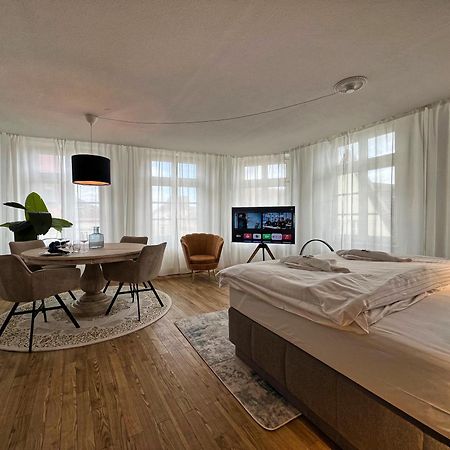 Nr 3 Lichtdurchflutetes Apartment Am Historischen Marktplatz 66 Qm #Cosiness Company 23 Schwerin  Ngoại thất bức ảnh